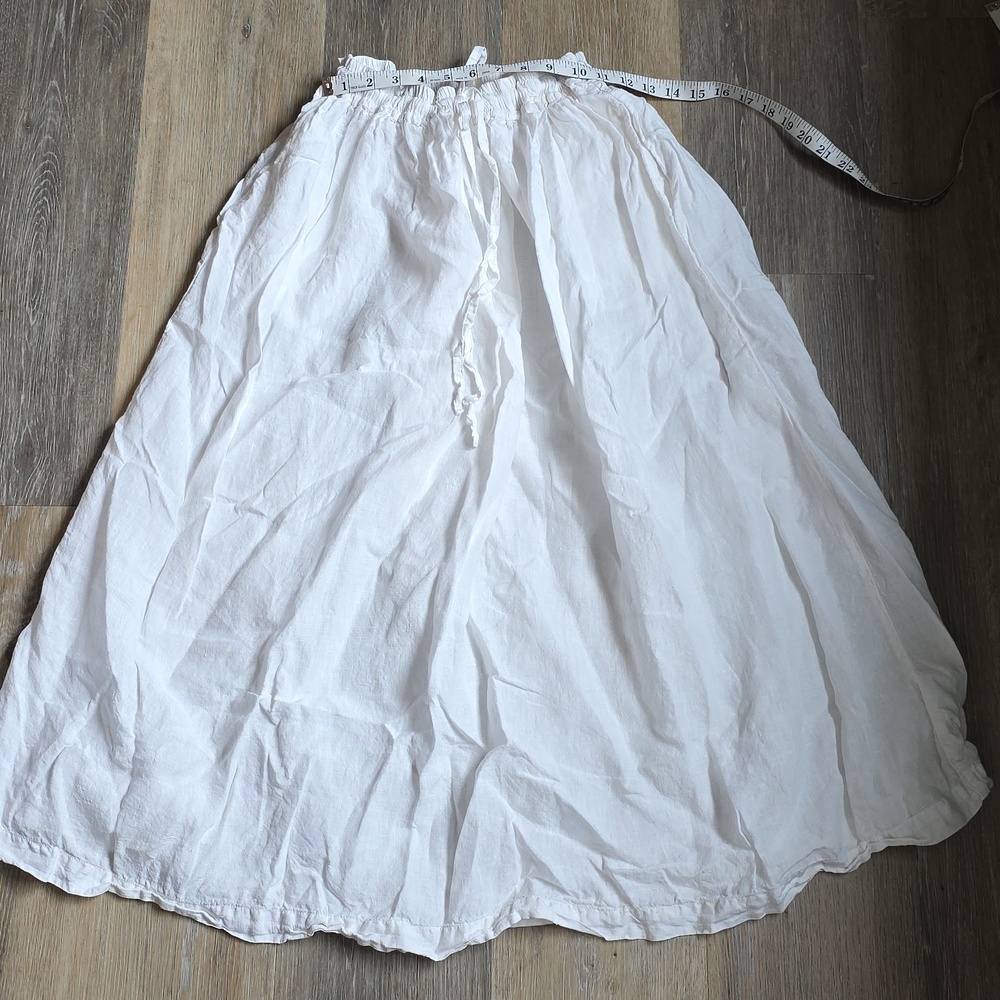 METTA IN MELBOURNE Elegant White Women's Skirt - Picture 15 of 15